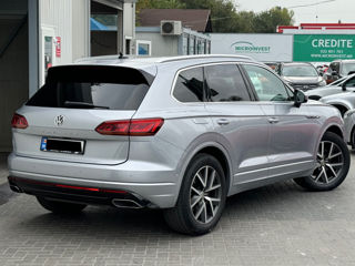 Volkswagen Touareg foto 5