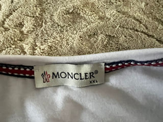 Moncler футболка белая foto 2