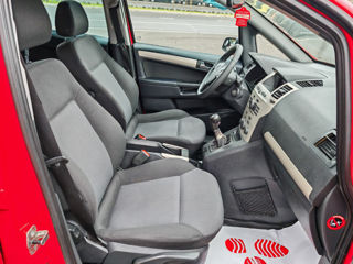 Opel Zafira foto 11