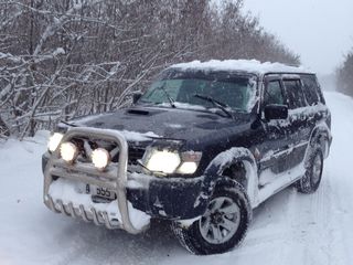 Nissan Patrol foto 1