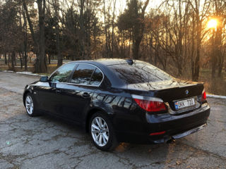 BMW 5 Series foto 7