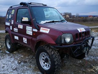 Suzuki Jimny foto 1