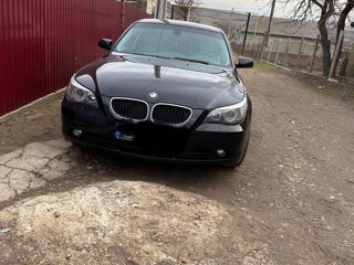 BMW 5 Series foto 5