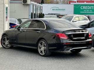 Mercedes E-Class foto 4