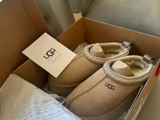 UGG mar.38 foto 3