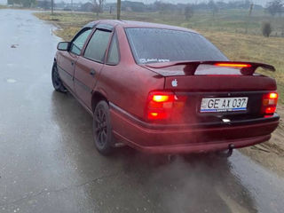 Opel Vectra foto 2