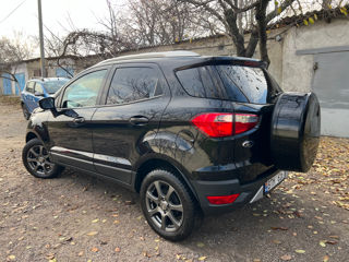 Ford EcoSport foto 2