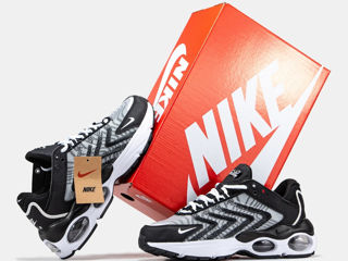 Nike Air Max TW  Black/White Unisex foto 2