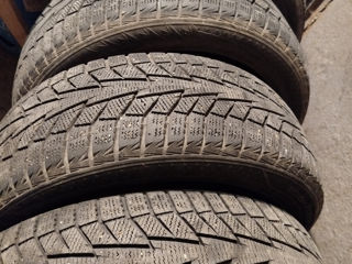 Cauciucuri de iarna Hankook 195,55R16.