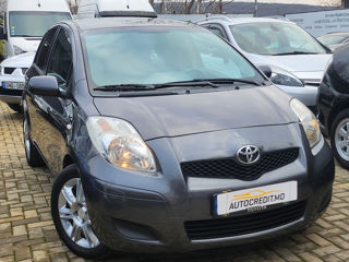 Toyota Yaris foto 2