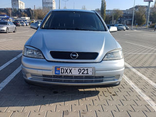 Opel Astra foto 2