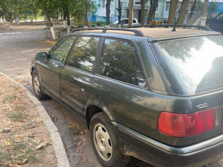 Audi 100