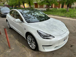 Tesla Model 3 foto 3