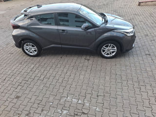 Toyota C-HR foto 6