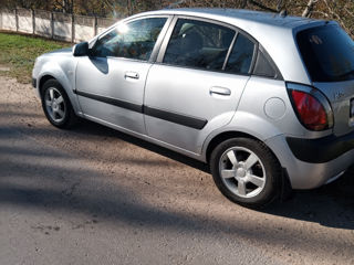 KIA Rio foto 3