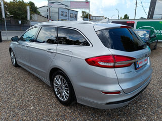 Ford Mondeo foto 3