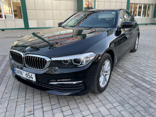 BMW 5 Series foto 3