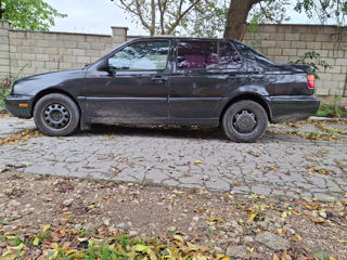 Volkswagen Vento foto 1