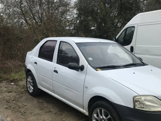 Dacia Logan foto 3