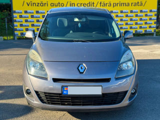 Renault Grand Scenic foto 2