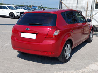 KIA Ceed foto 5