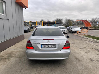 Mercedes E Class foto 7