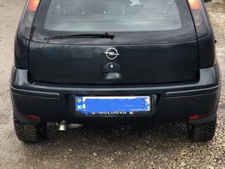 Opel Corsa foto 2