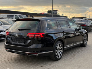 Volkswagen Passat foto 3