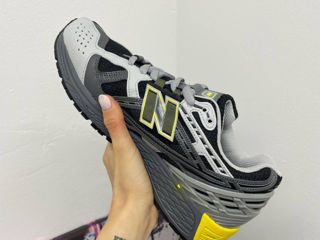 New Balance 1906U Castlerock Black Yellow foto 5