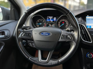 Ford Focus foto 12