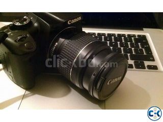 Японский зеркальный полупрофессиональный фотоаппарат Canon foto 5