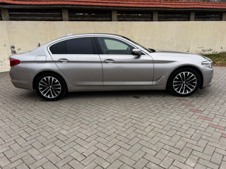 BMW 5 Series foto 4