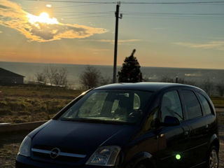 Opel Meriva foto 2