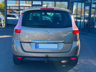 Renault Grand Scenic foto 5