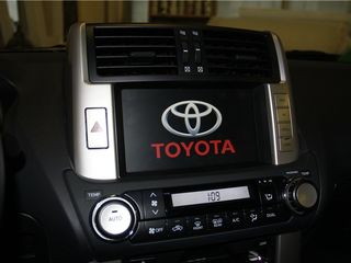 Штатная магнитола Toyota Prado 150 (2009 - 2013) foto 2