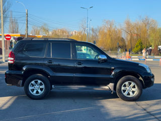 Toyota Land Cruiser Prado foto 5