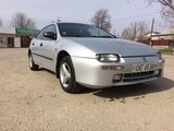 Mazda 323 foto 8