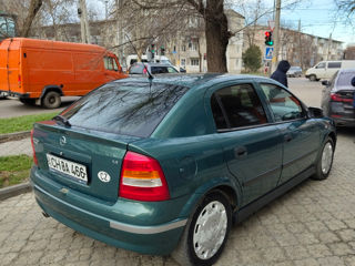 Opel Astra foto 4