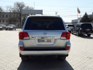 Toyota Land Cruiser Prado foto 6