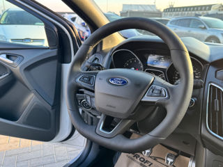 Ford Focus foto 9