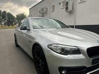 BMW 5 Series foto 3