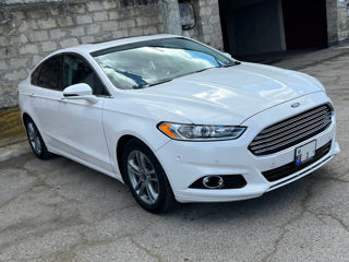 Ford Fusion foto 3