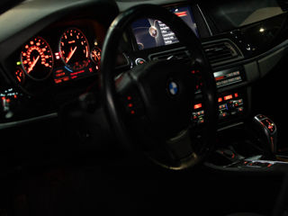 BMW 5 Series foto 7