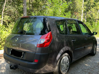 Renault Grand Scenic foto 6