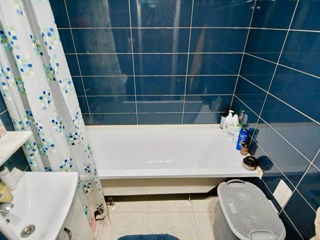 Apartament cu 4 camere, 120 m², Botanica, Chișinău foto 6