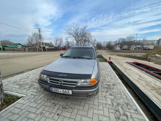 Opel Astra foto 2