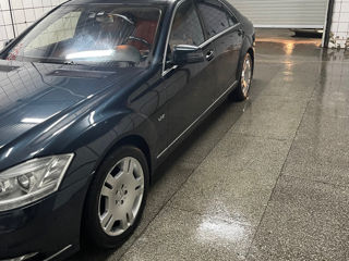 Mercedes S-Class foto 2