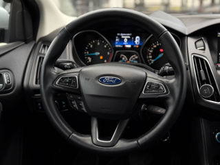 Ford Focus foto 11