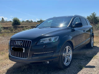 Audi Q7 foto 1