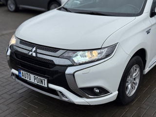 Mitsubishi Outlander foto 16